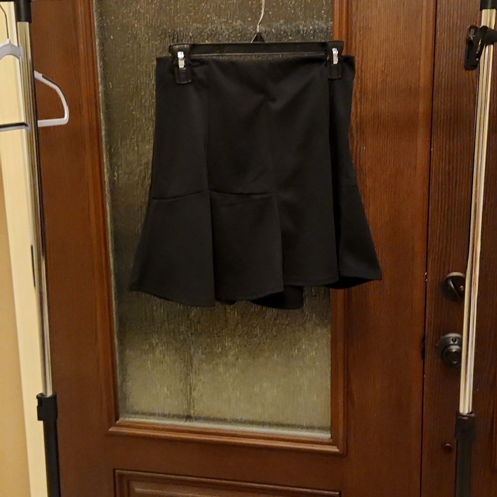 ambiance apparel black pleated skirt, girls Large